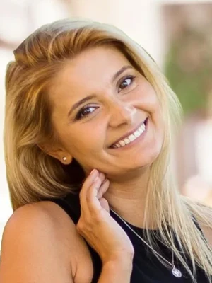 Palm Auto Florida - Cristina Ardelean